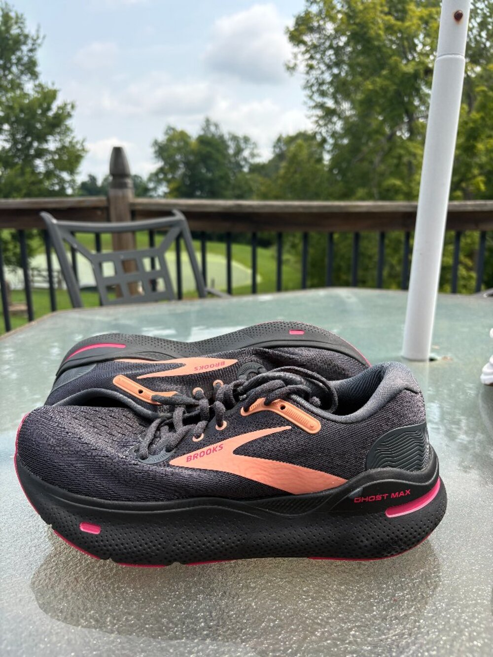 Brooks Ghost Max Black Raspberry Women's Walking Running Sneakers Shoes Size 8.5